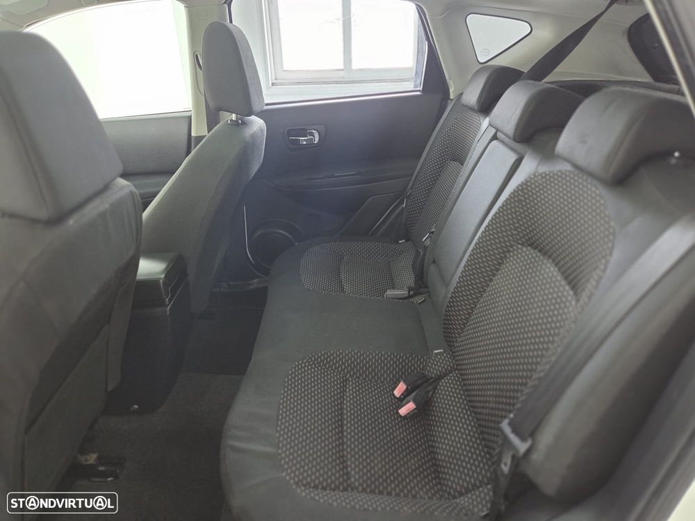 Nissan Qashqai 1.5 dCi DPF visia - 9
