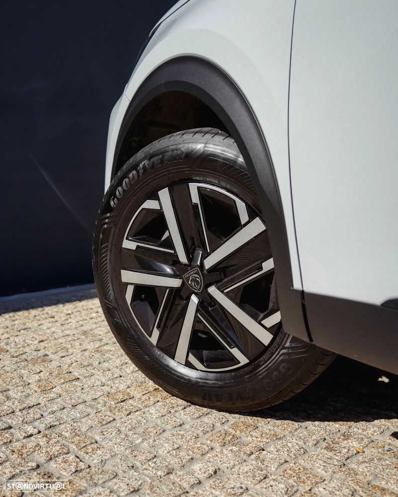 Peugeot 2008 2025 photo 5