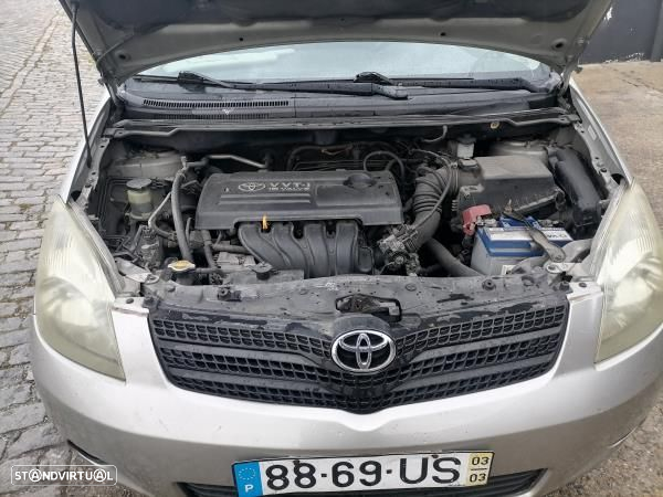 Para Peças Toyota Corolla Verso (_E12_) - 9