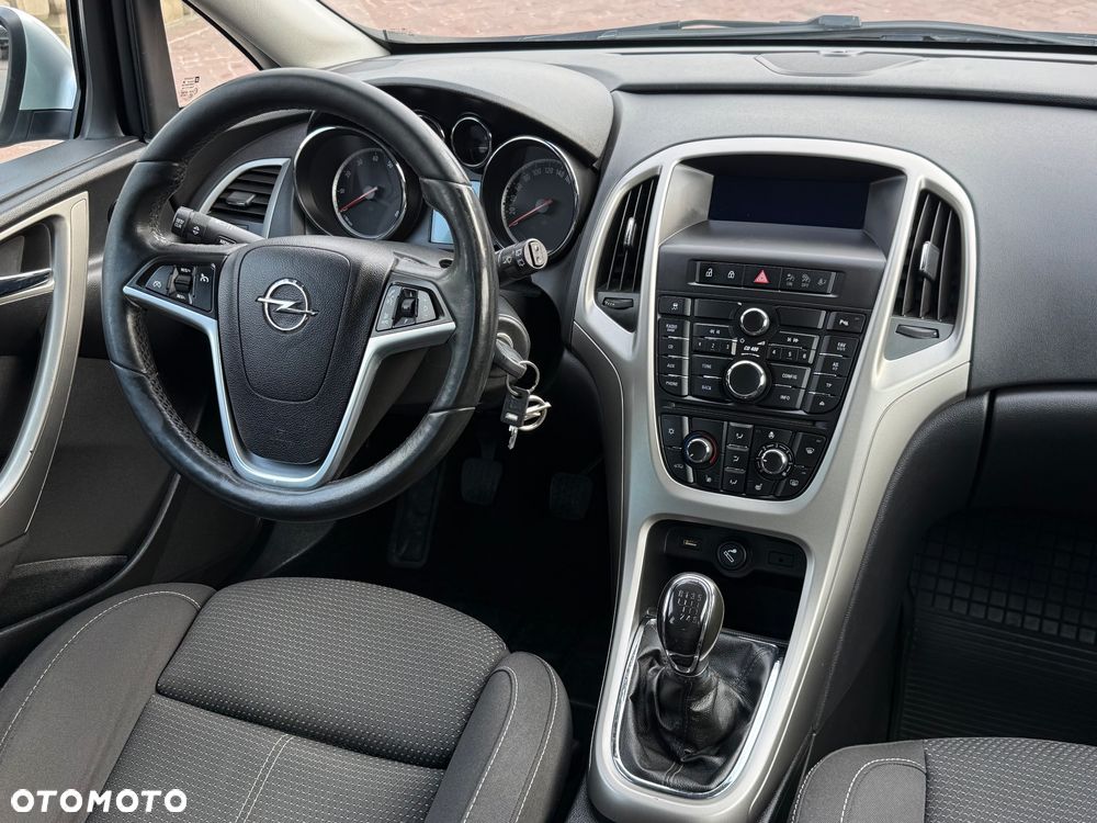 Opel Astra 1.4 T Cosmo - 29