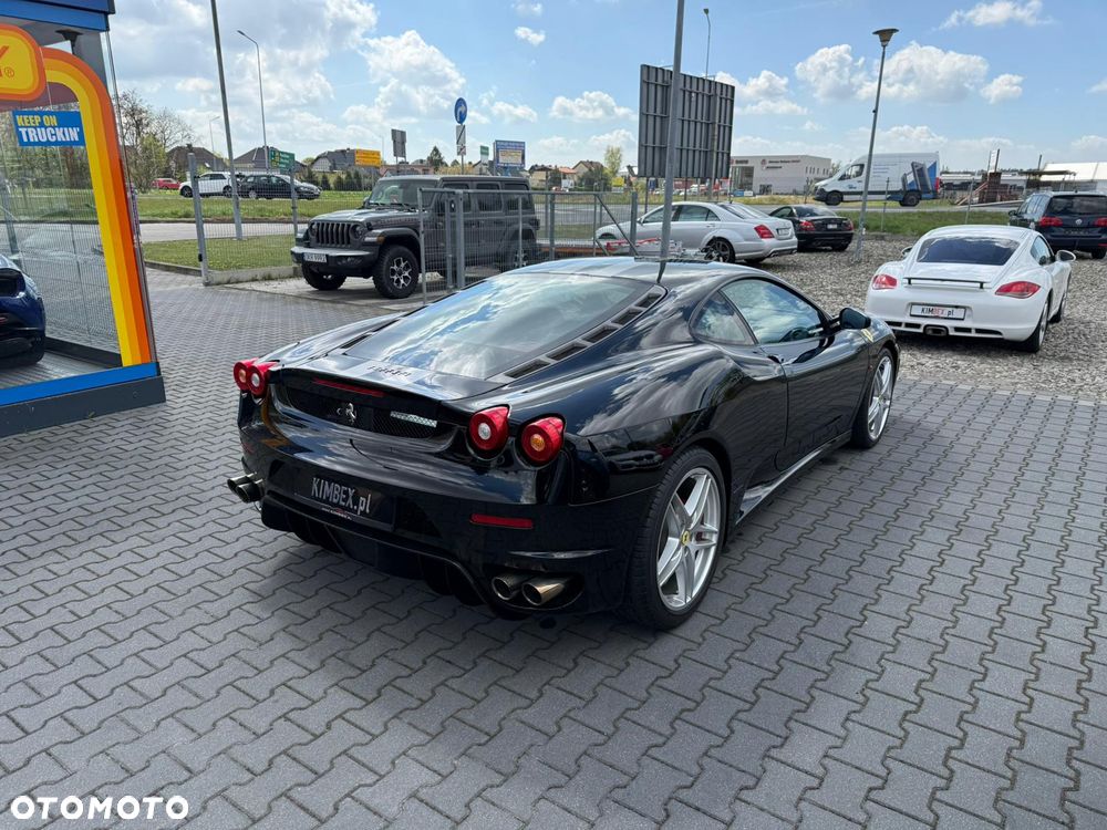 Ferrari F430 - 8