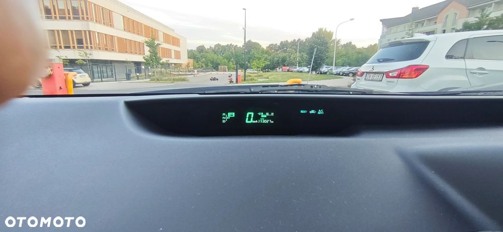 Toyota Prius - 10