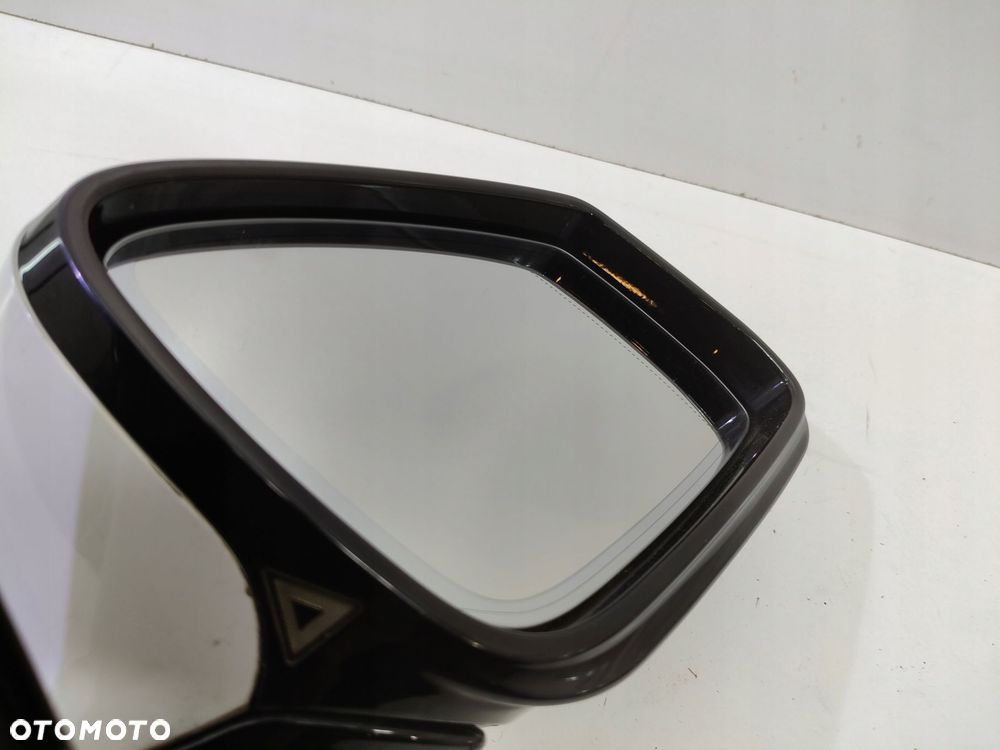 BMW F10 F11 PRAWE LUSTERKO M-PAKIET 3-PIN EUORPA FOTOCHROM ASYSTENT A300 - 2