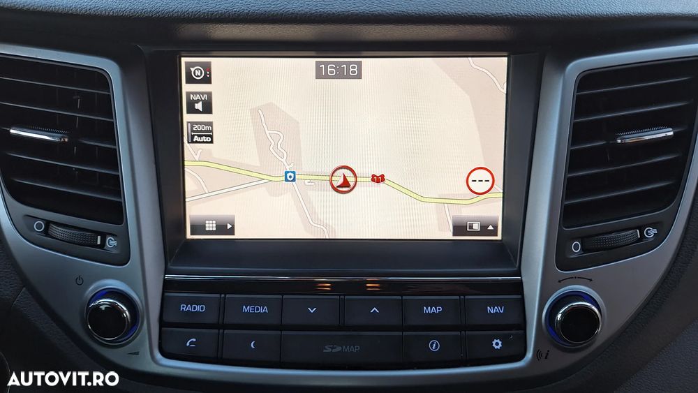 Hyundai Tucson blue 2.0 CRDi 4WD Aut. Premium - 13