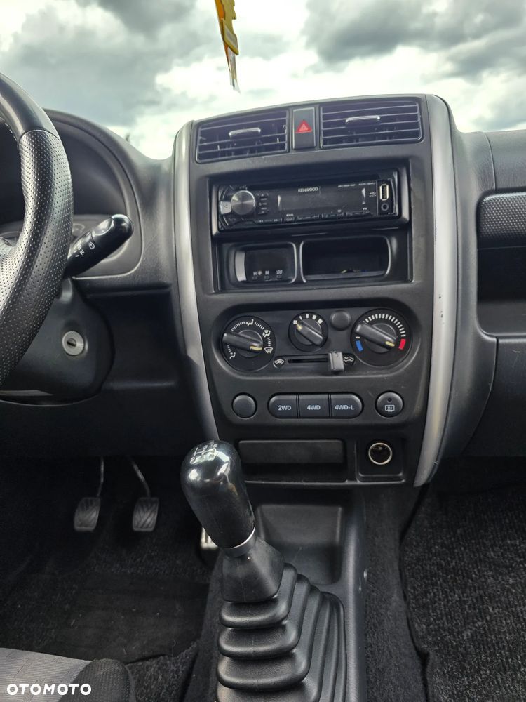 Suzuki Jimny - 12