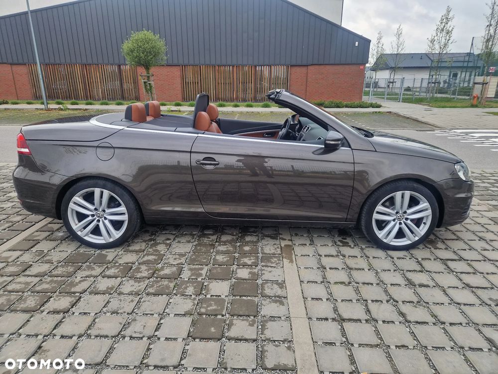 Volkswagen Eos 2.0 TDI DPF DSG Individual - 12