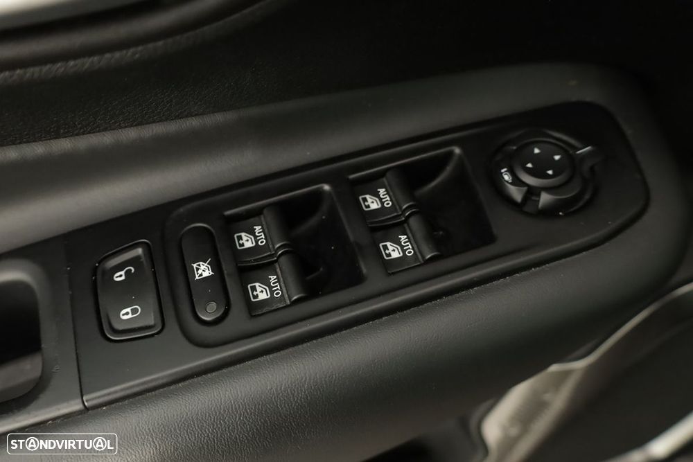 Jeep Renegade 1.3 T Limited DCT - 19