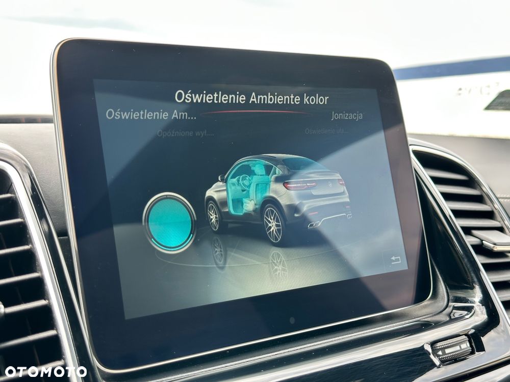 Mercedes-Benz GLE - 29