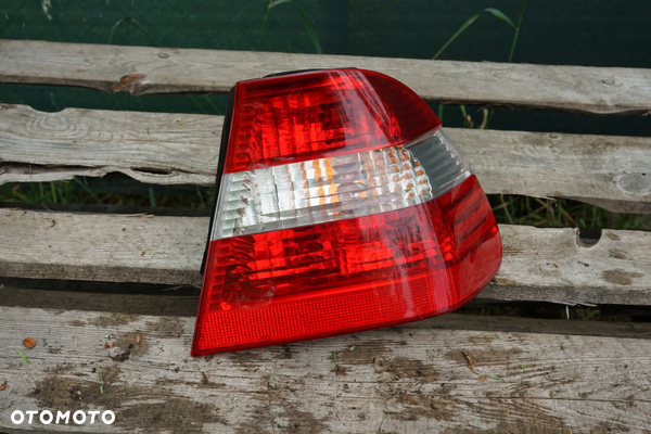 Lampa tył tylna prawa BMW 3 E46 Lift 6946536