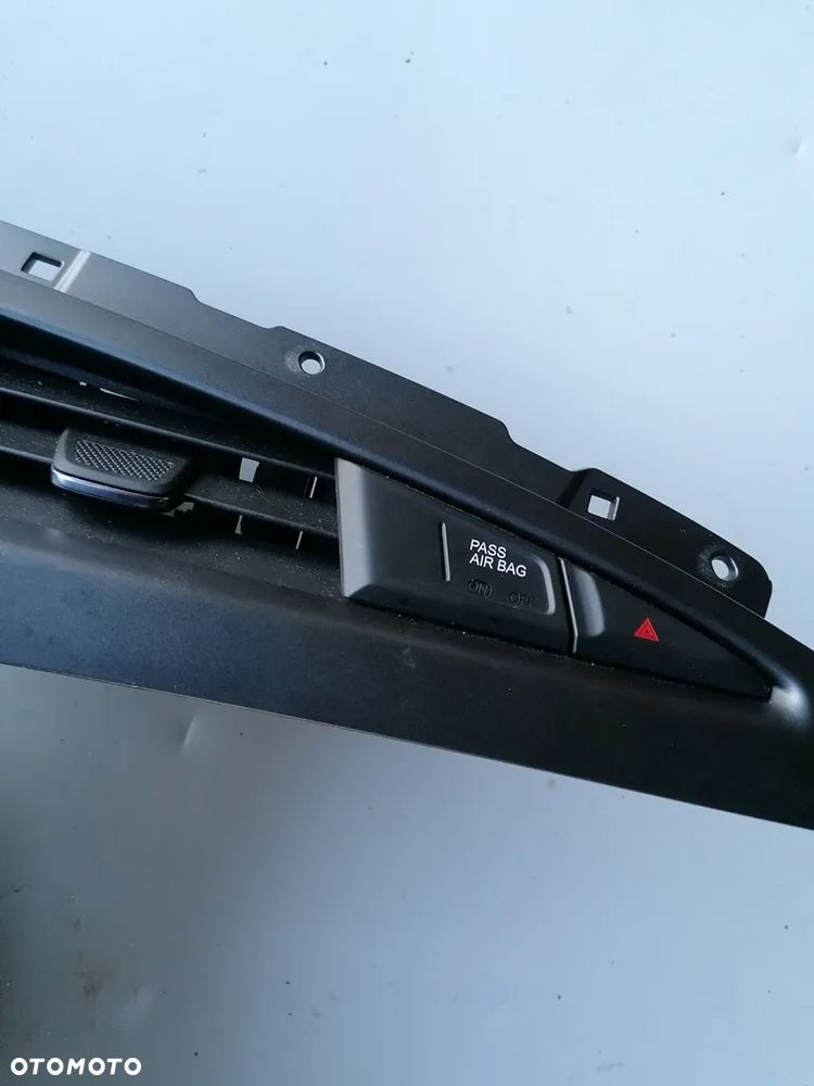 CHEVROLET CORVETTE C7 17r OSŁONA DESKI OBUDOWA LICZNIKA 84183072 - 2