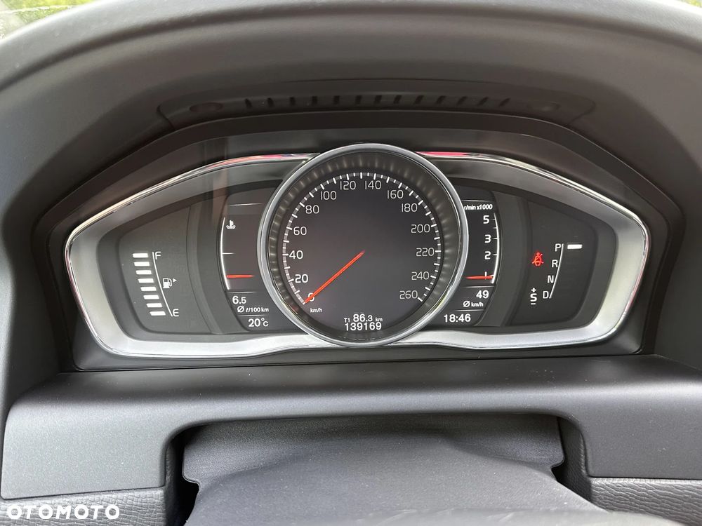 Volvo XC 60 D4 AWD Summum - 11