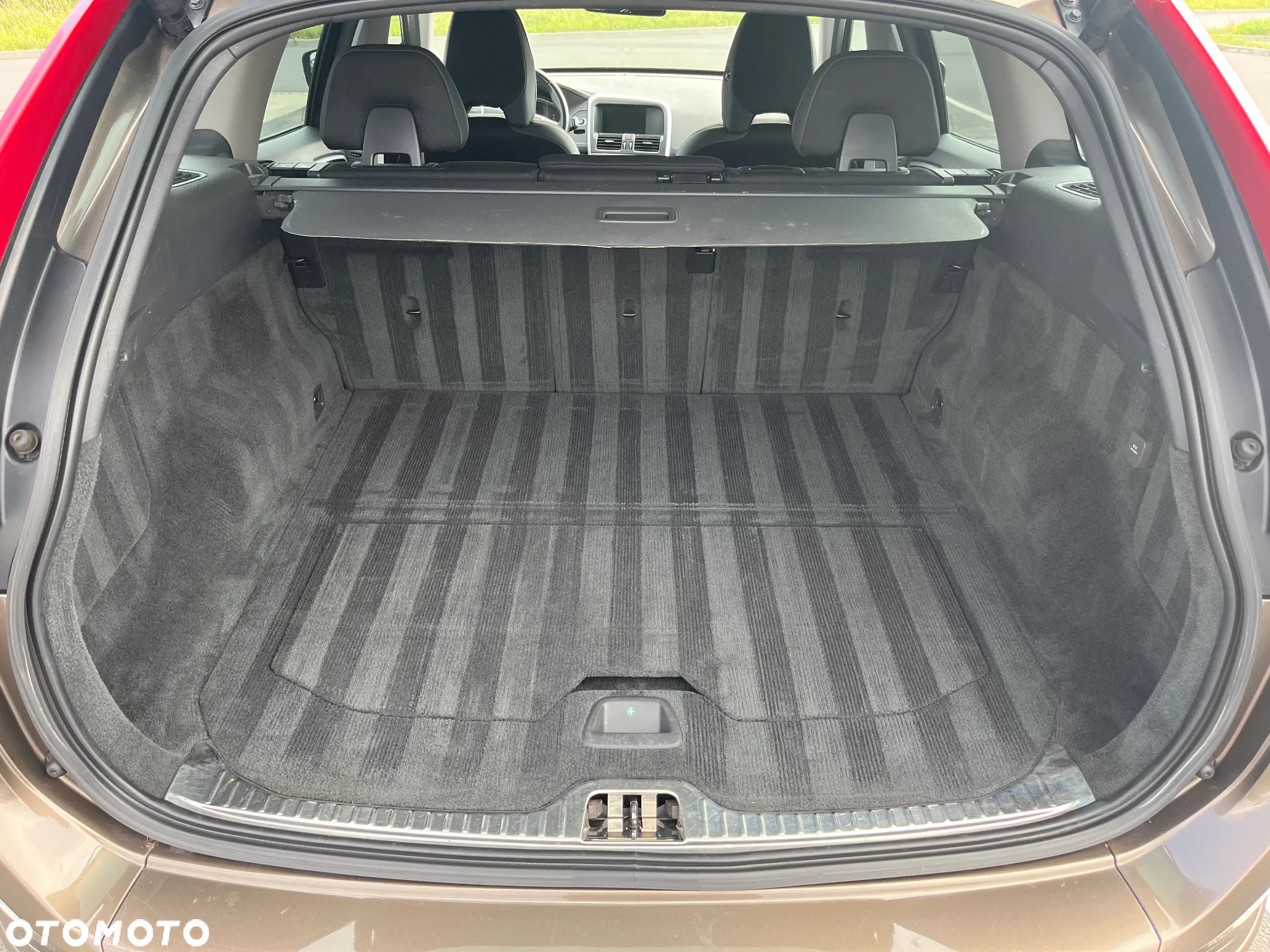 Volvo XC 60 2.4D AWD Momentum - 17