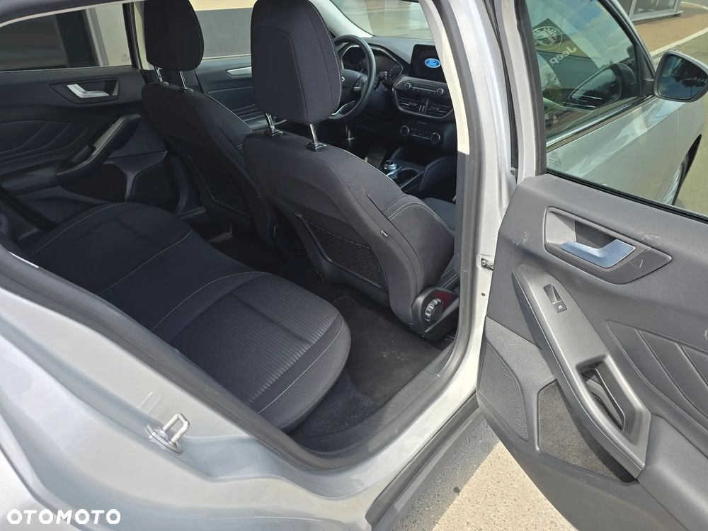 Ford Focus 1.5 EcoBlue Start-Stopp-System TITANIUM - 12