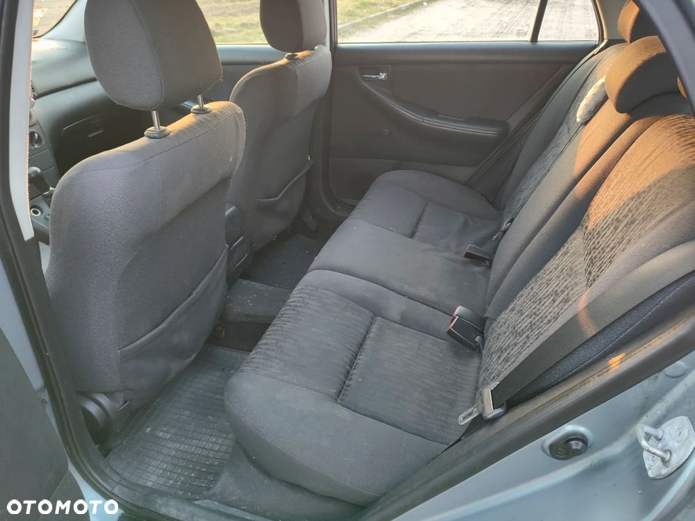 Toyota Corolla 1.4 VVT-i Base - 6