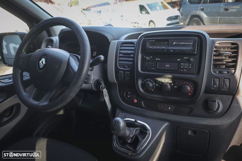 Renault Trafic 1.6 dCi L2H1 1.2T SS - 11