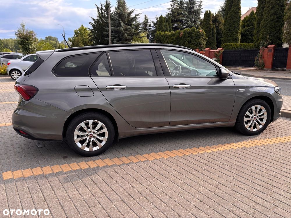 Fiat Tipo 1.4 16v Lounge EU6d - 19