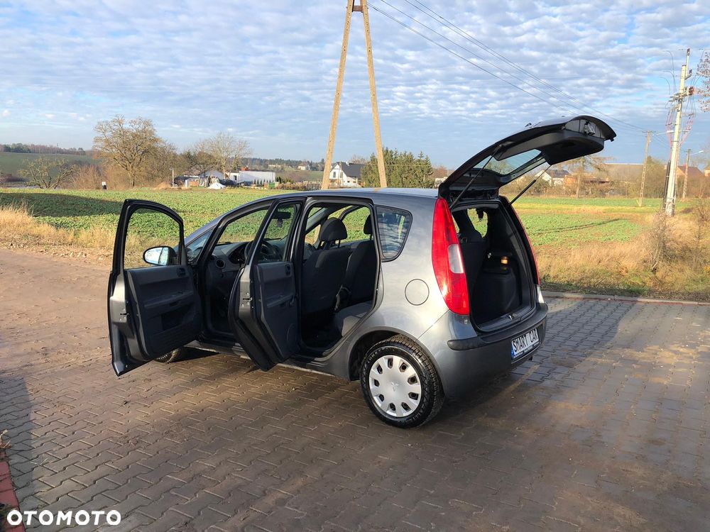 Mitsubishi Colt - 27