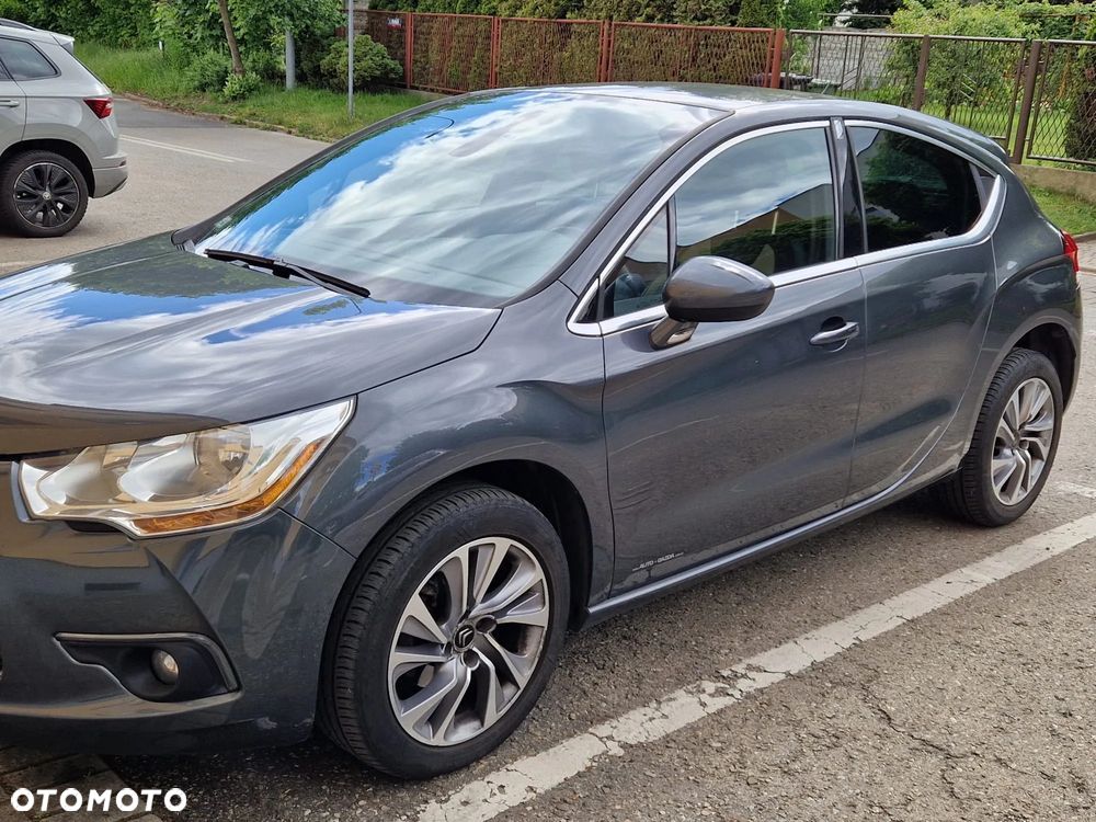 Citroën DS4 1.6 HDi SoChic - 6