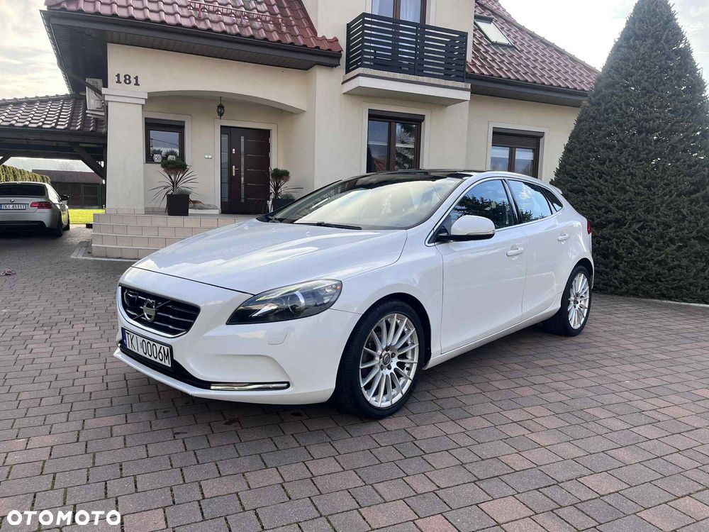 Volvo V40 D2 Momentum - 29