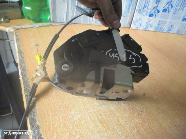 Fecho 8A6aa26413ad FORD FIESTA 4 2009 1.4TDCI   5P   TE 4 PINOS - 5