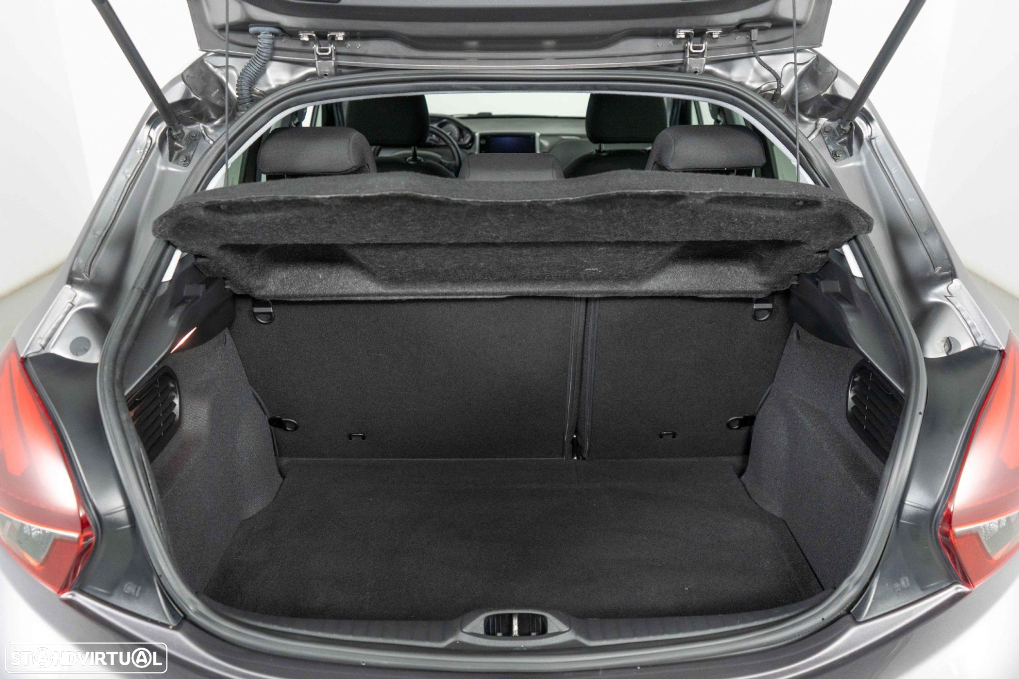 Peugeot 208 1.2 PureTech Allure - 12