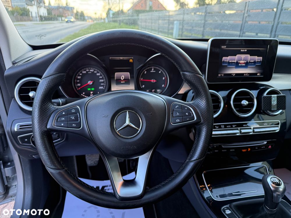 Mercedes-Benz Klasa C 180 (BlueTEC) d AMG Line - 25