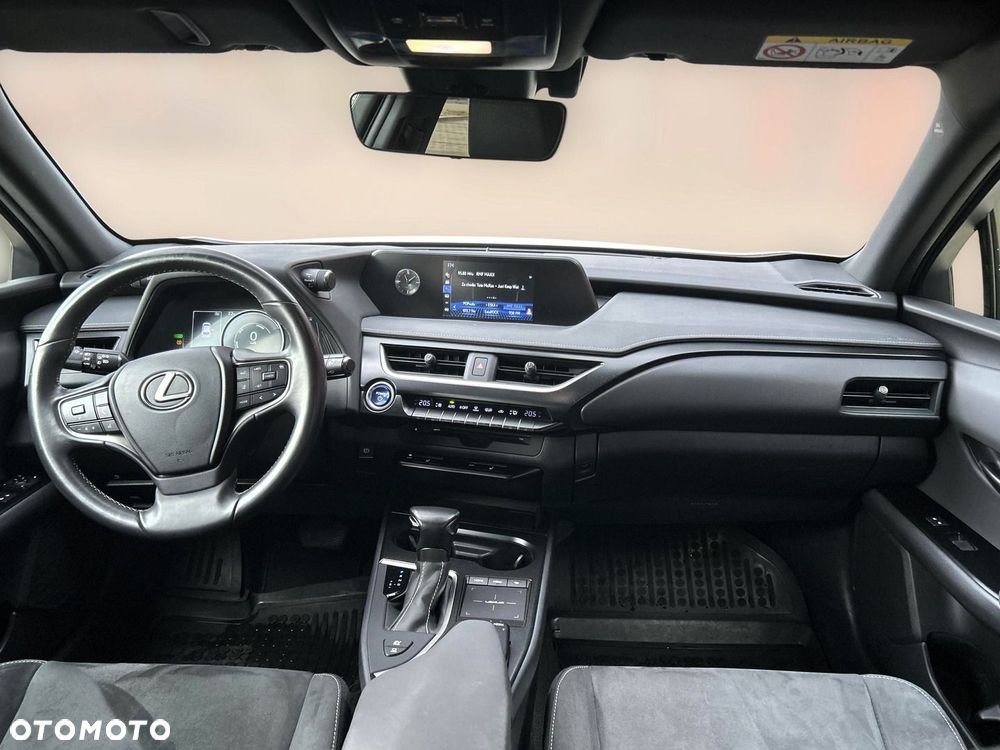 Lexus UX 250h GPF Business Edition 2WD - 12