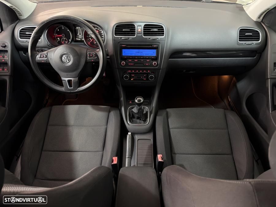 VW Golf 2.0 TDi Confortline - 22