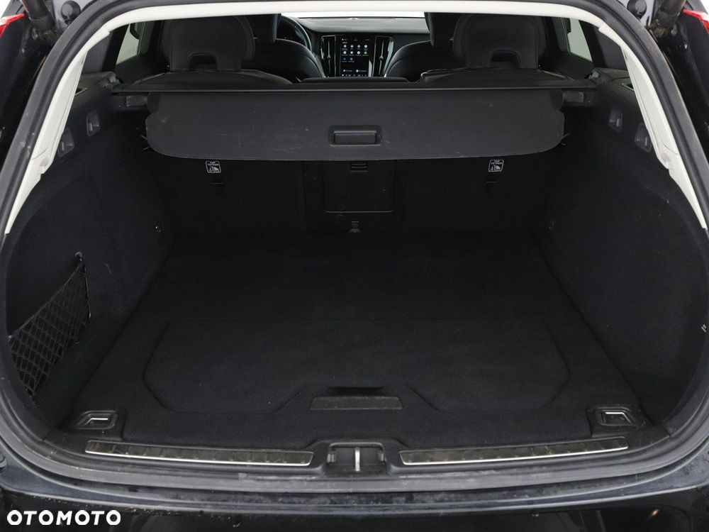 Volvo V60 B4 D Plus Dark - 21