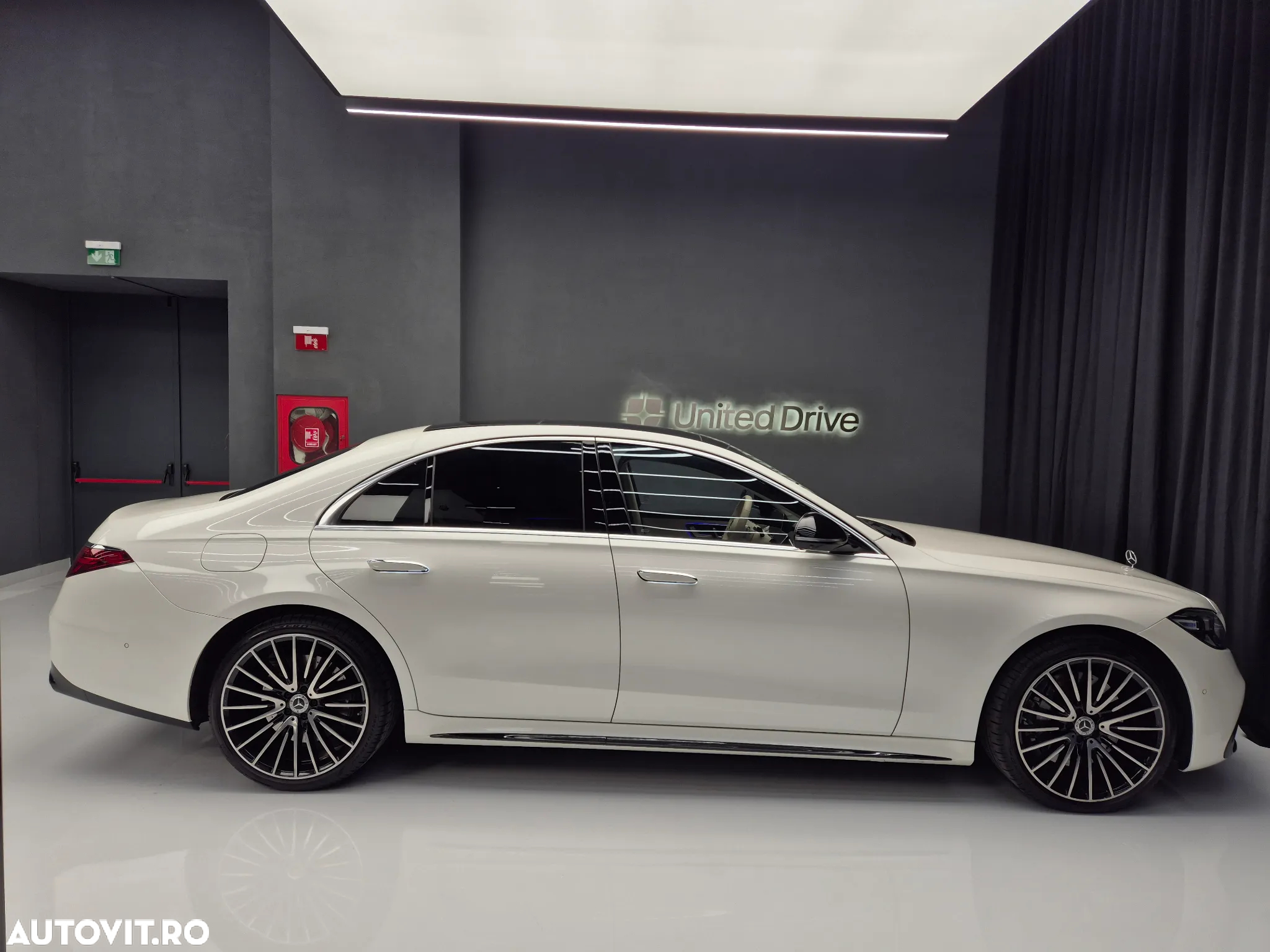 Mercedes-Benz S 400 d 4Matic 9G-TRONIC - 10