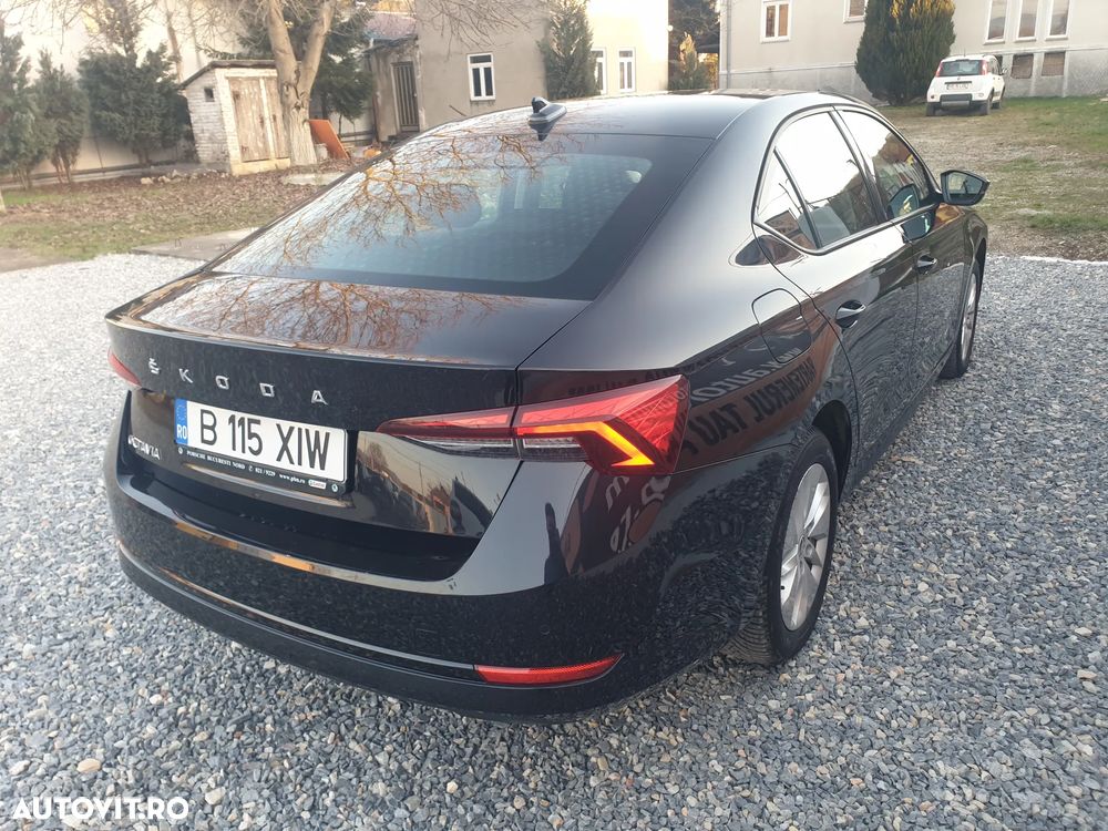 Skoda Octavia 2.0 TDI DSG Ambition - 5