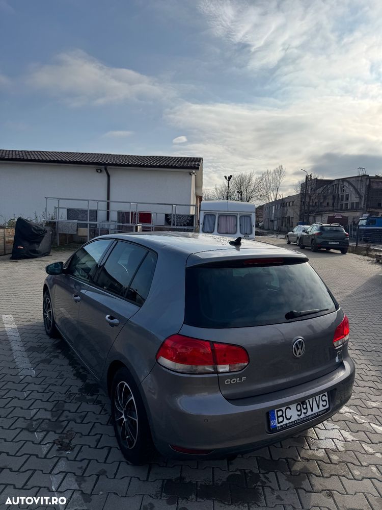 Volkswagen Golf 1.6 TDI DPF Style - 4