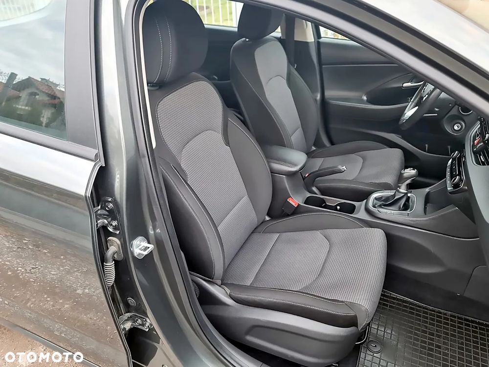 Hyundai i30 1.5 DPI Modern - 2