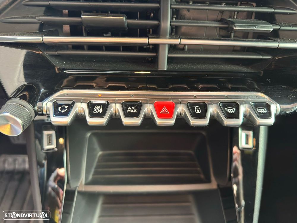 Peugeot 2008 1.2 PureTech Active Pack EAT8 - 13