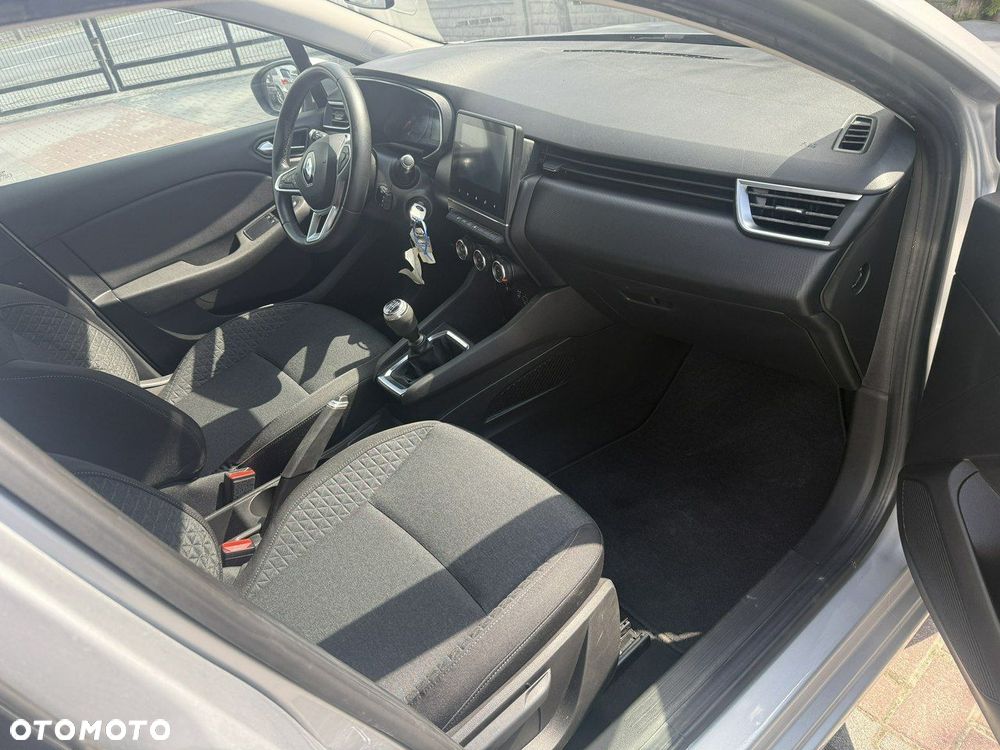 Renault Clio - 6