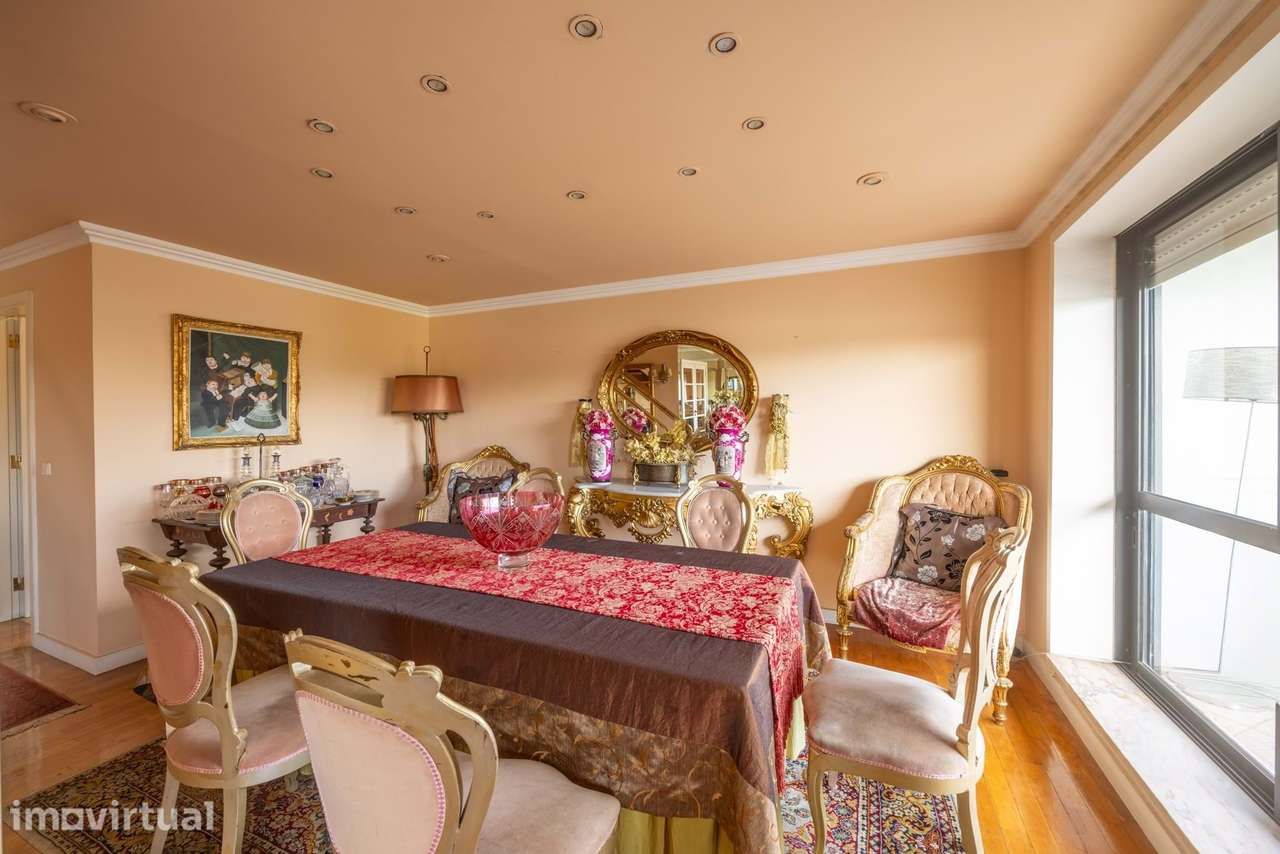 Duplex T5 | Rio Douro | Campanhã | Suite 42m2 | 4 Varandas | 3 Lugares - Grande imagem: 5/46