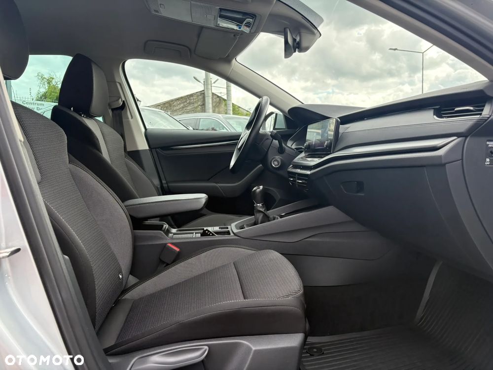 Skoda Octavia 2.0 TDI Ambition - 25