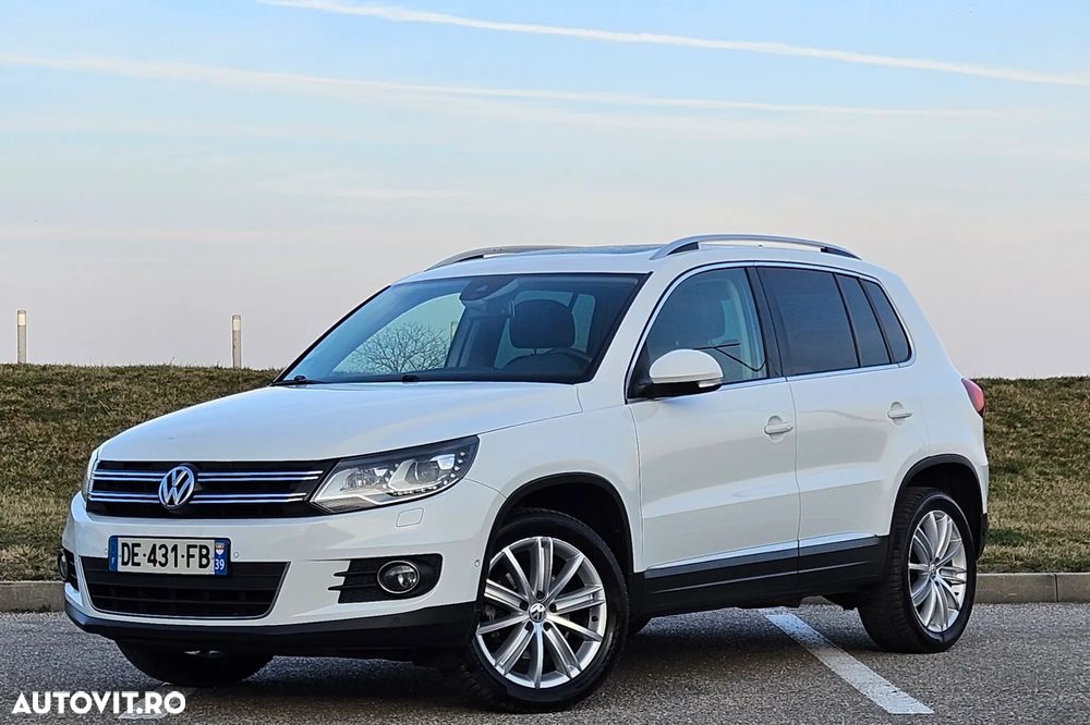 Volkswagen Tiguan 2.0 TDI DPF 4Motion BlueMotion Technology DSG Lounge Track & Style - 2