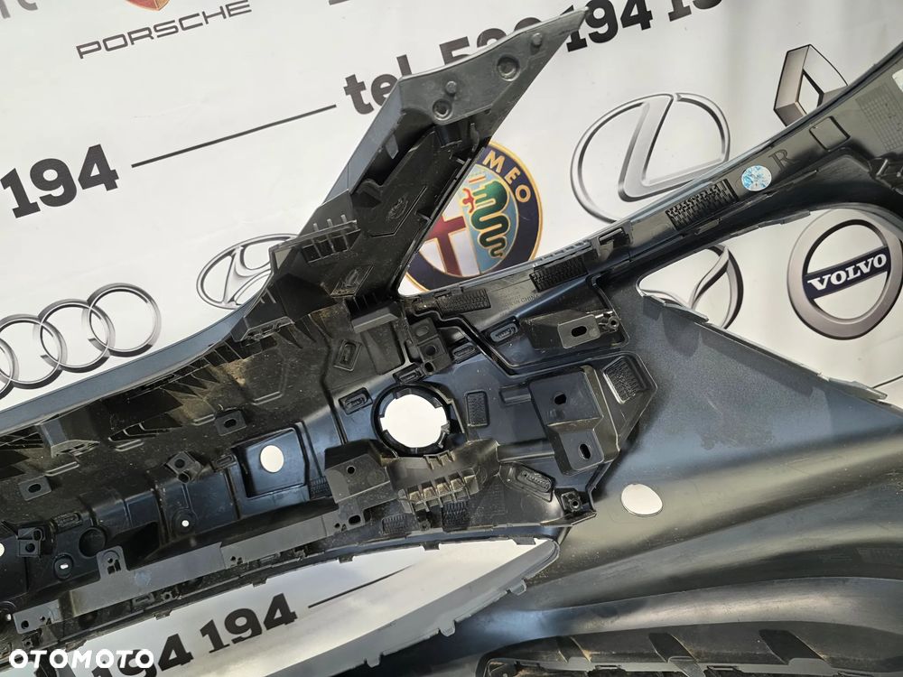 MG CYBERSTER 23- ZDERZAK PRZEDNI PRZÓD NOWY ORYGINALNYN NA 6xPDC + KAMERA , NR P11395179 , NR AUKCJI NZ1837 - 35
