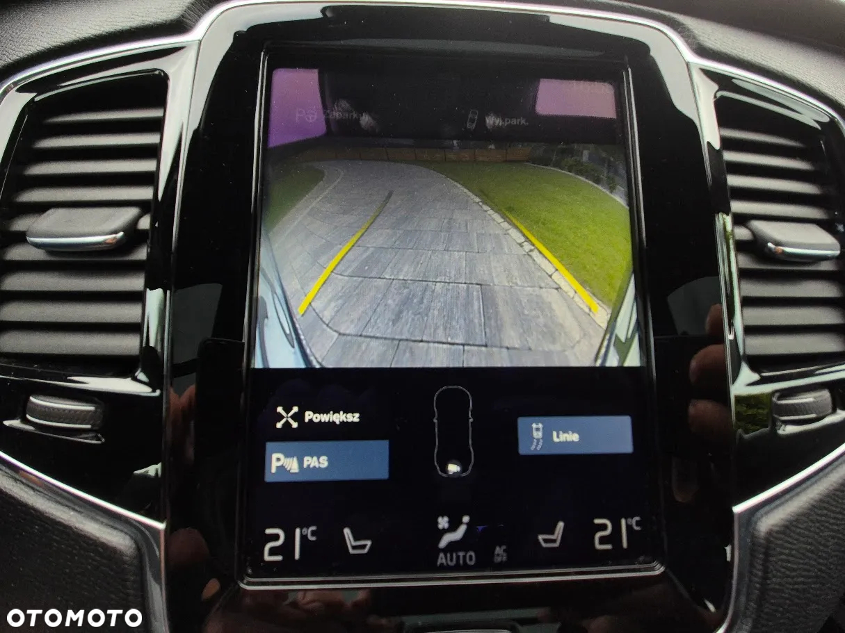Volvo XC 90 T8 AWD Plug-In Hybrid R-Design 7os - 25