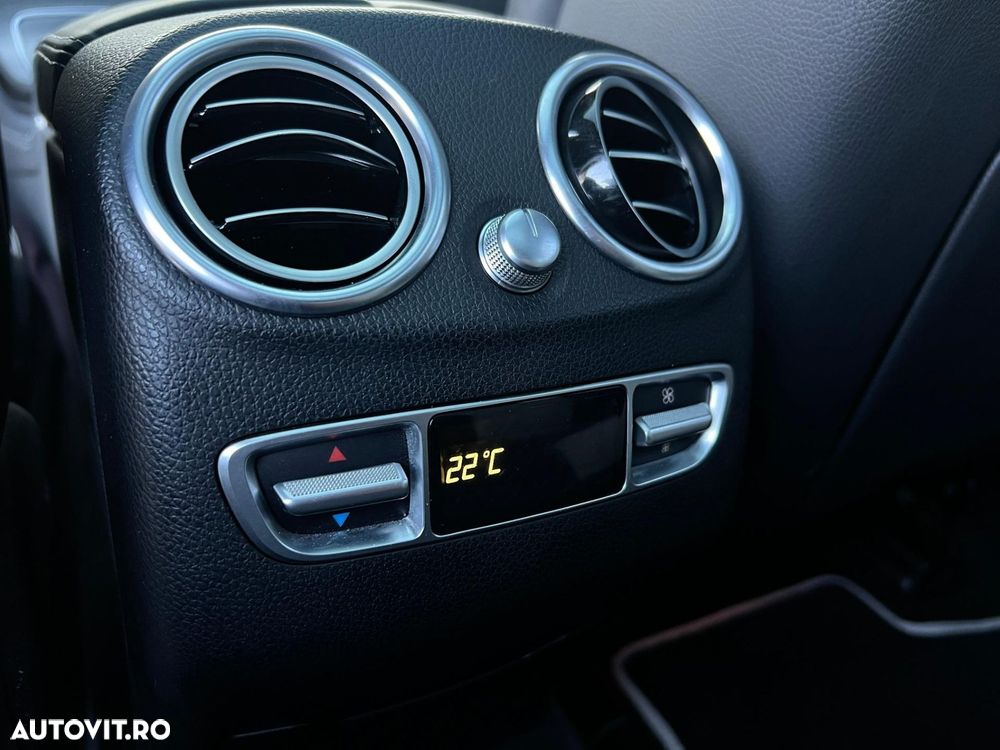 Mercedes-Benz GLC - 21