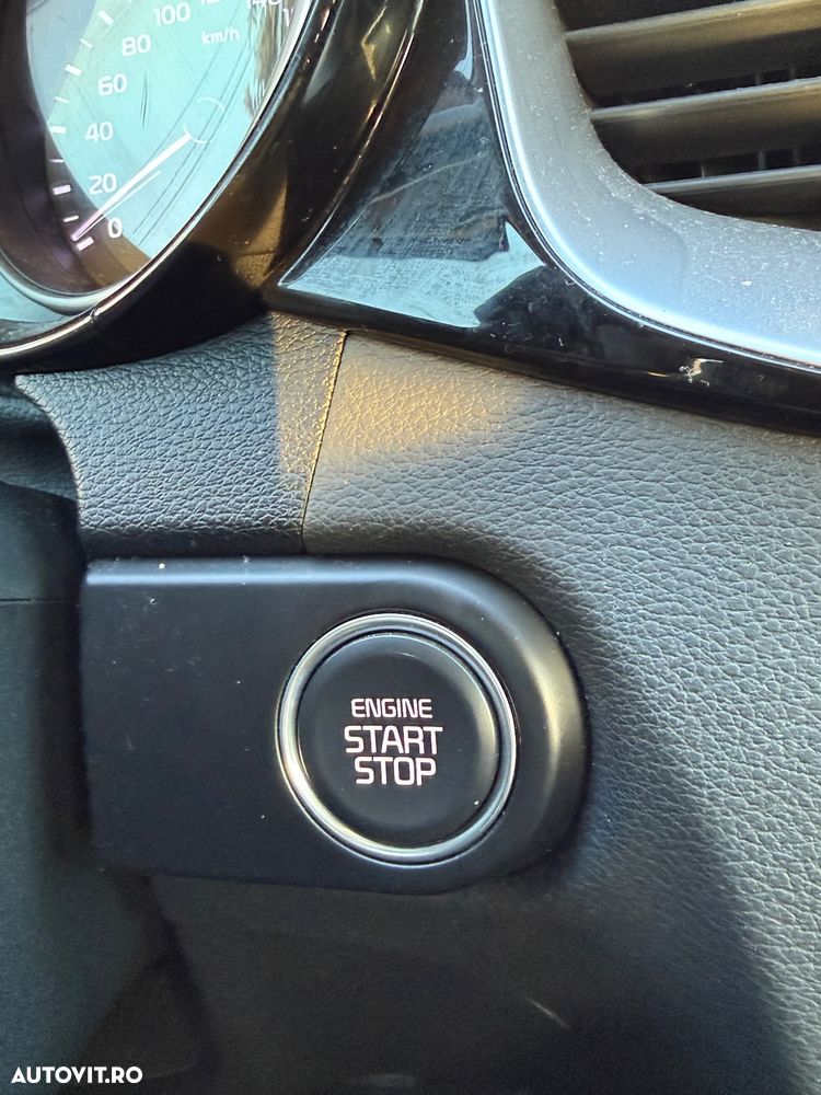 Kia Ceed 1.6 GDI DCT OPF Spirit - 11