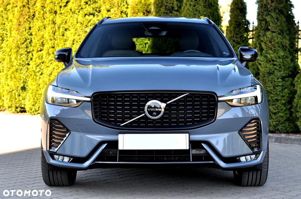 Volvo XC 60 B4 D AWD Plus Dark - 7