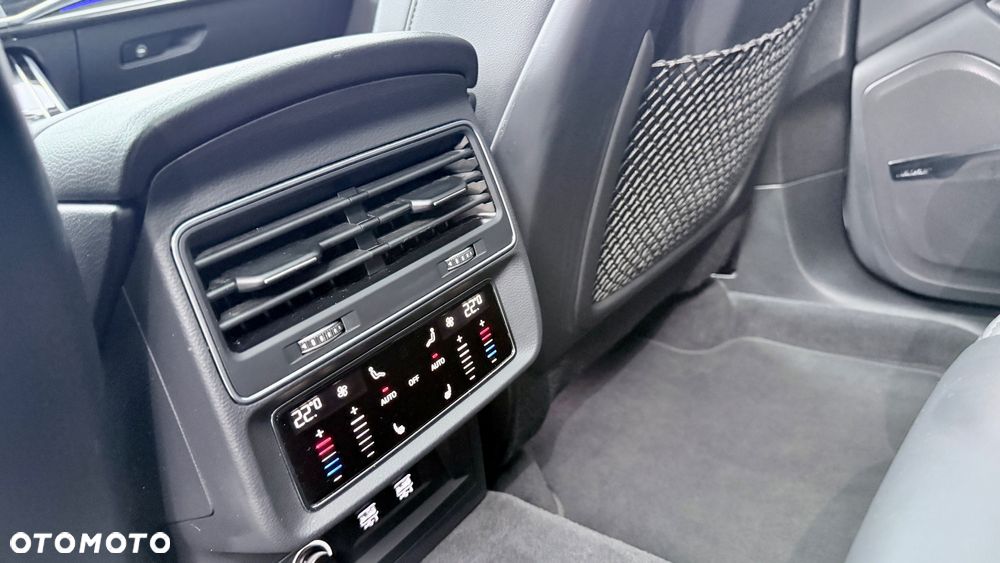Audi Q7 55 TFSI quattro tiptronic S line - 12