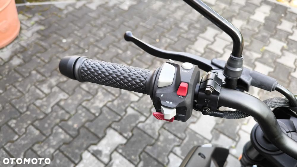 VOGE R125S - 15