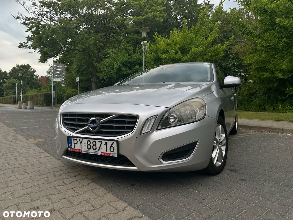 Volvo S60 - 1