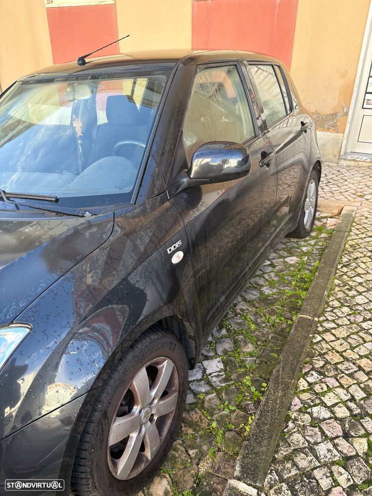 Suzuki Swift 1.3 DDiS Sport - 2