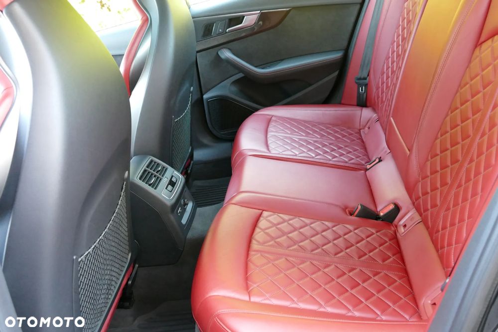 Audi S4 Limousine - 23