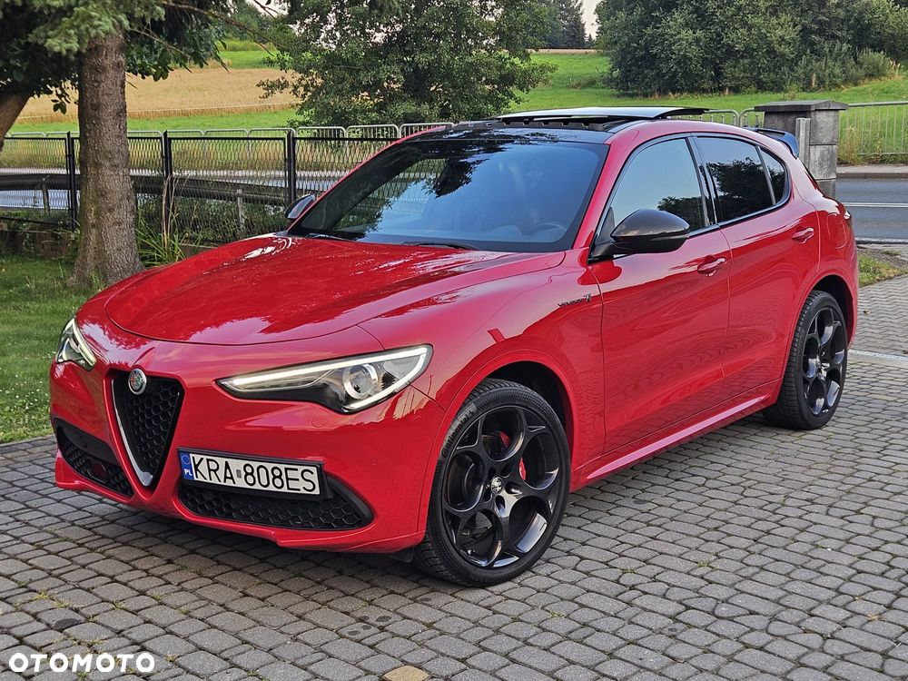 Alfa Romeo Stelvio 2.0 Turbo 16V AT8-Q4 Veloce Ti - 1