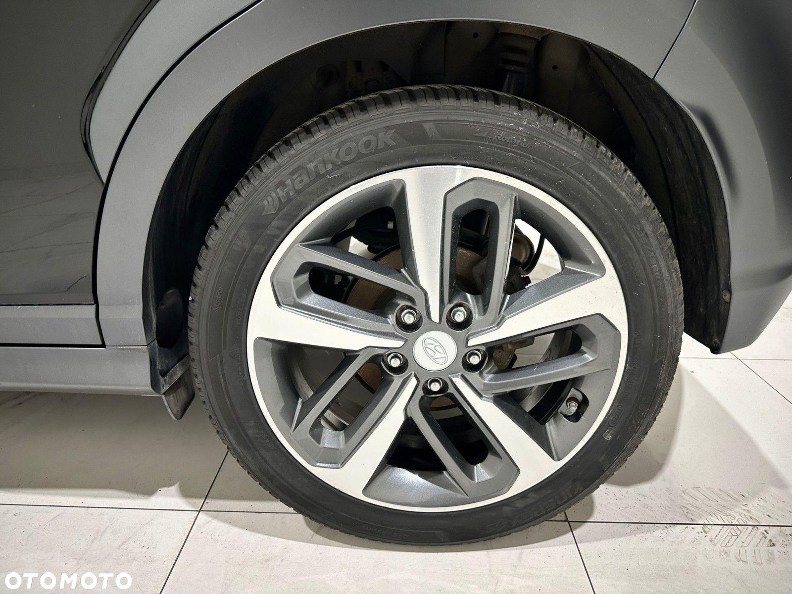 Hyundai Kona - 38